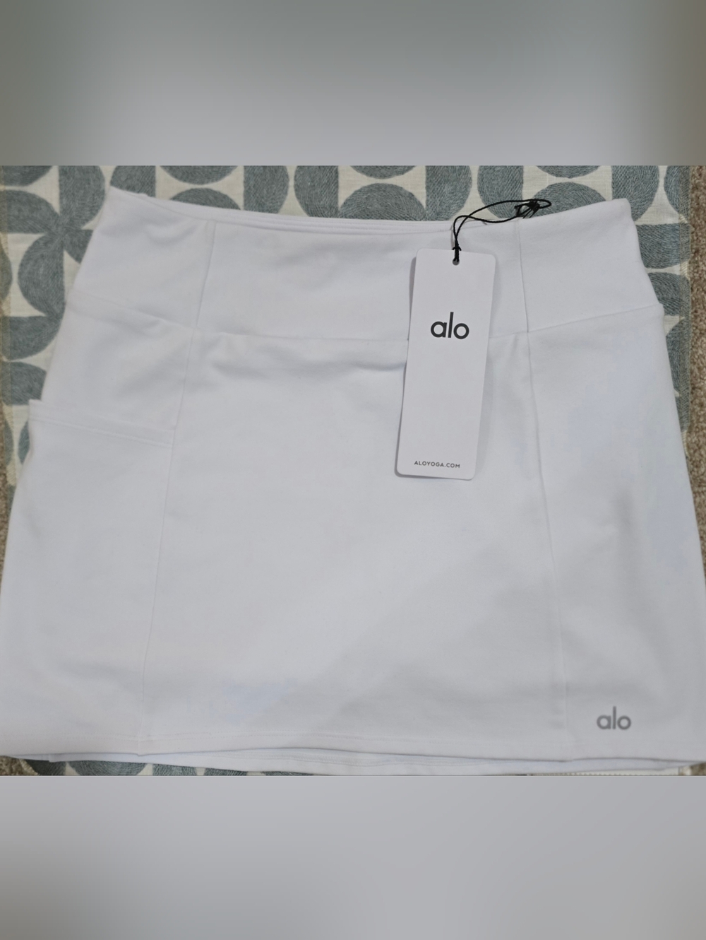 NWT ALO Yoga White Mini Skirt - Picture 3 of 8